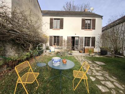 Maison - 89 m² - 4 pièces
