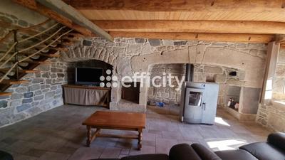 Maison - 94 m² - 5 pièces