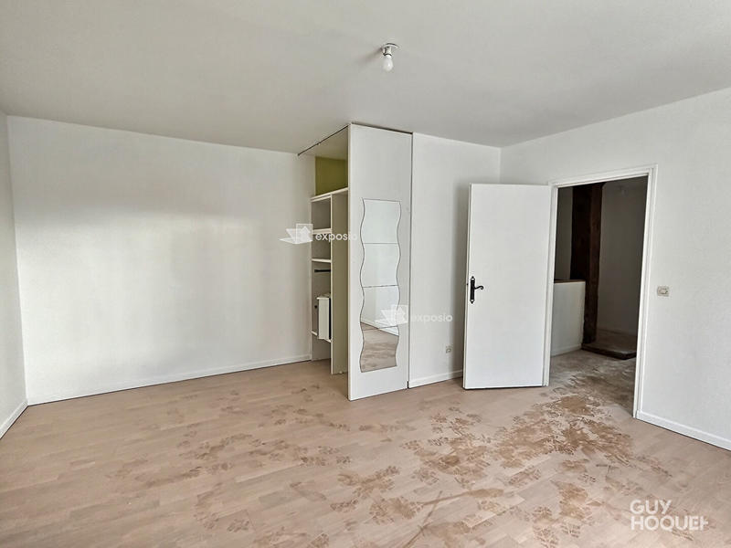 Maison - 202 m² - 8 pièces