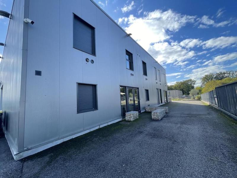 Immeuble - 308 m² - 11 pièces