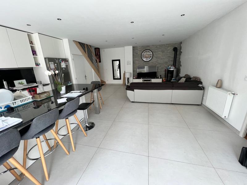 Maison contemporaine - 100 m² - 6 pièces