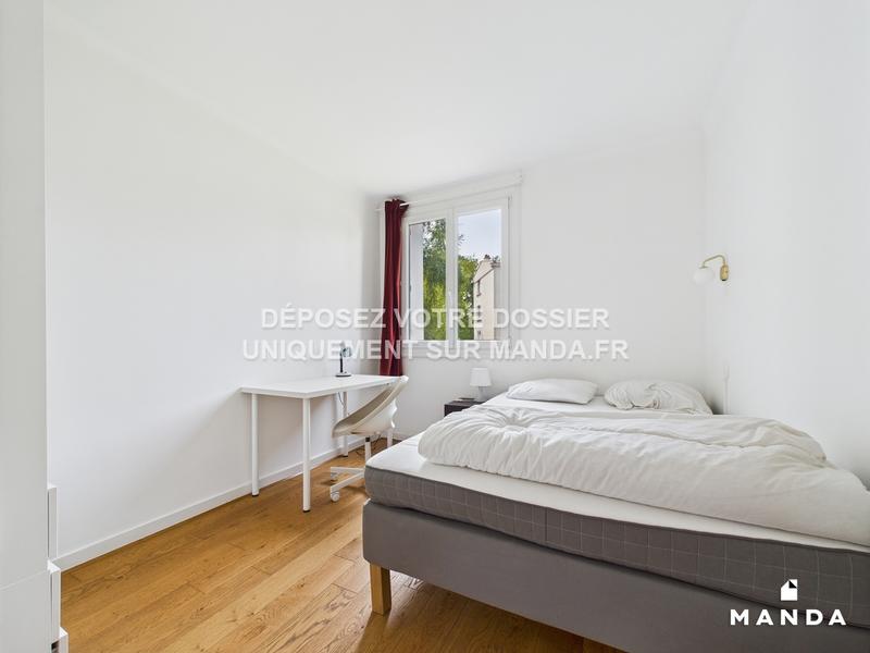 Chambre - 10 m² - 4 pièces