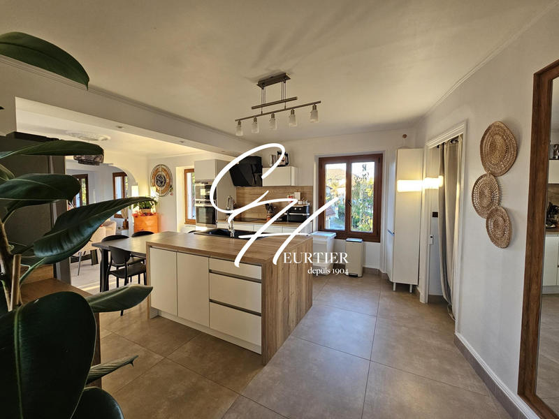 Duplex - 118 m² - 5 pièces