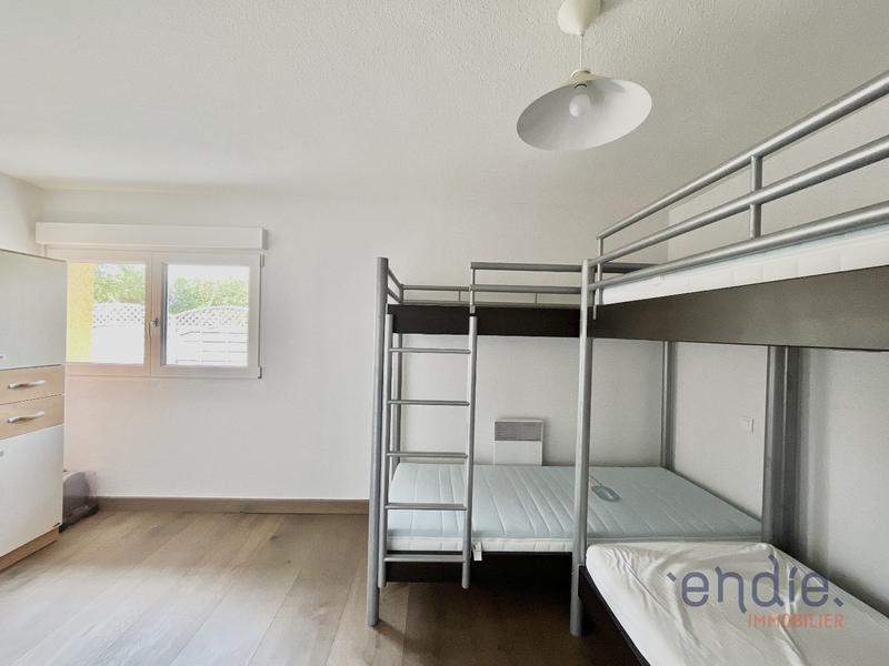 Maison - 275 m² - 8 pièces