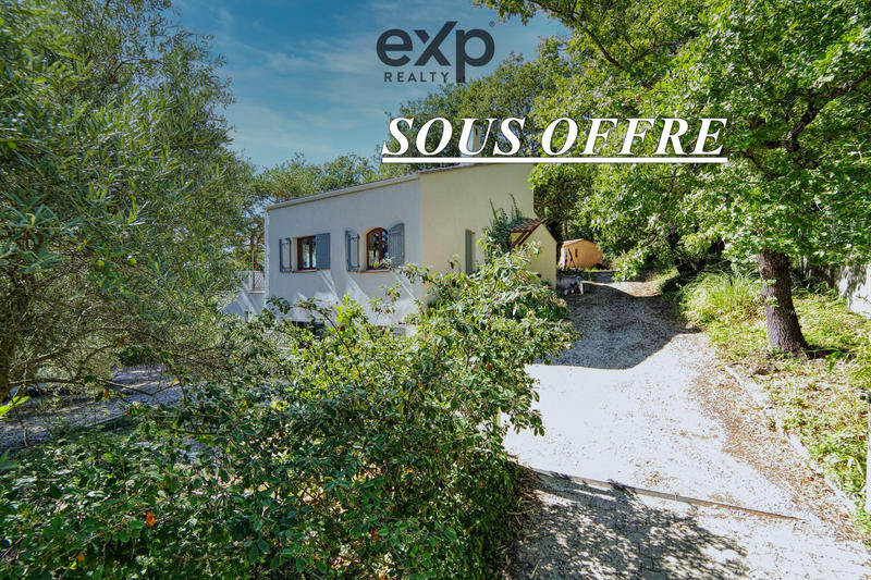 Maison - 203 m² - 6 pièces