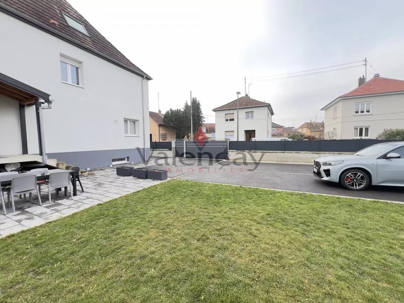 Maison - 152 m² - 6 pièces