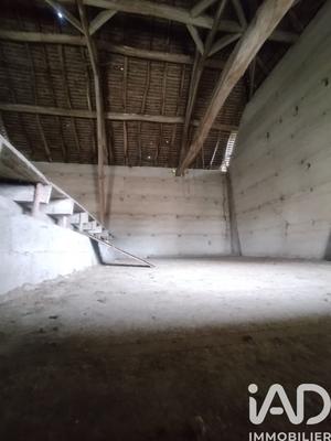 Maison - 168 m² - 2 pièces