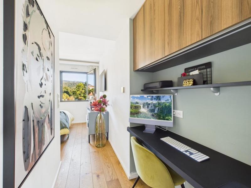 Appartement - 94 m² - 4 pièces