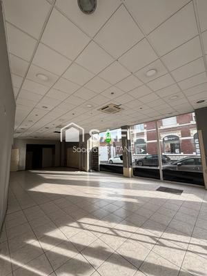 Local commercial - 140 m² - 3 pièces