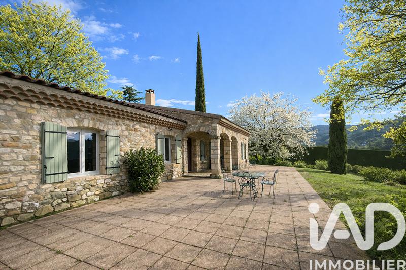 Maison de campagne - 150 m² - 6 pièces