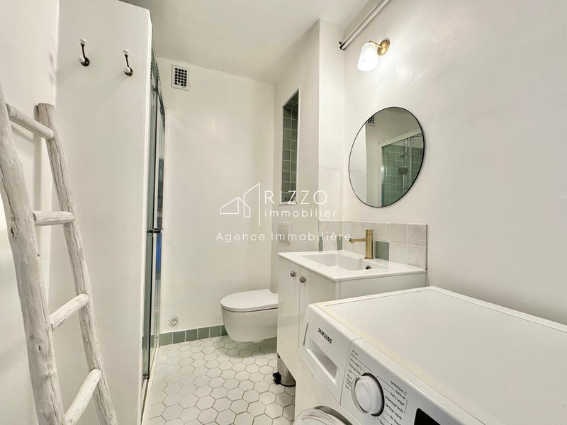 Appartement - 133 m² - 6 pièces