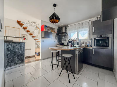 Maison - 125 m² - 5 pièces