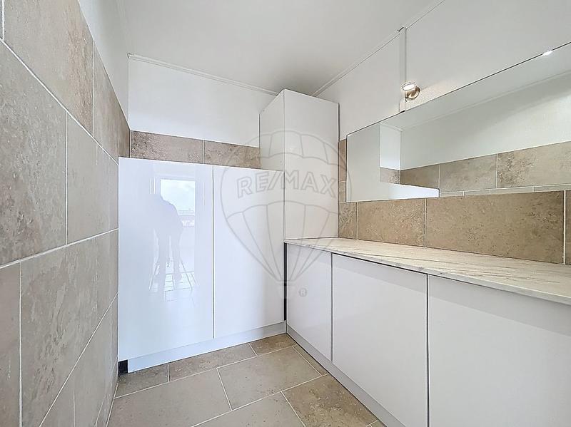 Appartement - 102 m² - 5 pièces