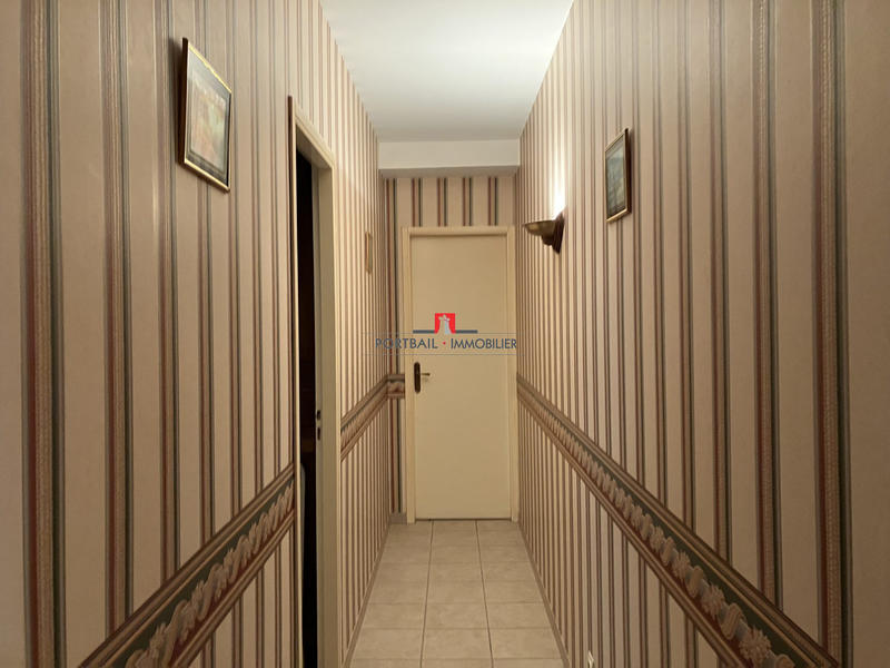 Maison - 163 m² - 5 pièces