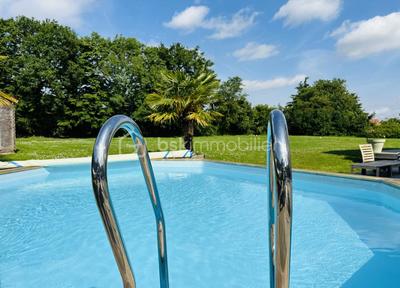 Maison d'architecte - 190 m² - 6 pièces