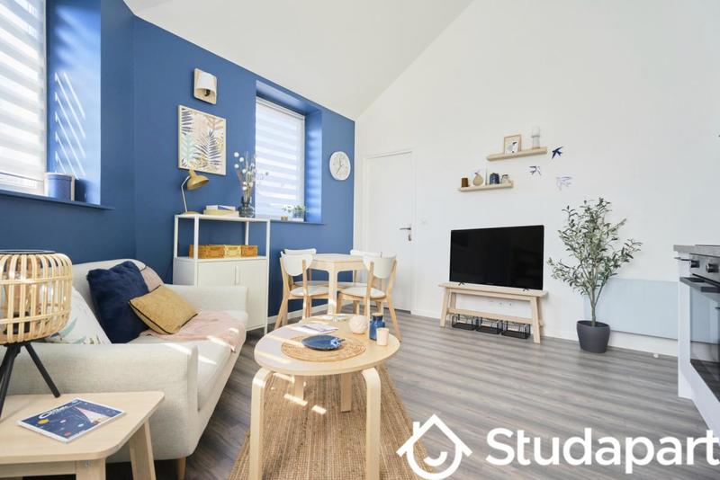 Chambre - 9 m² - 1 pièce