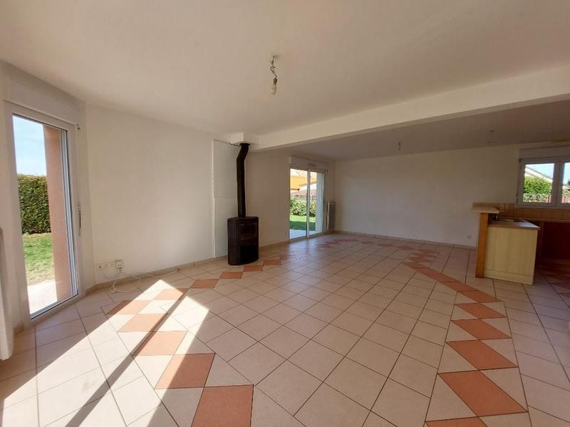 Maison traditionnelle - 92 m² - 4 pièces