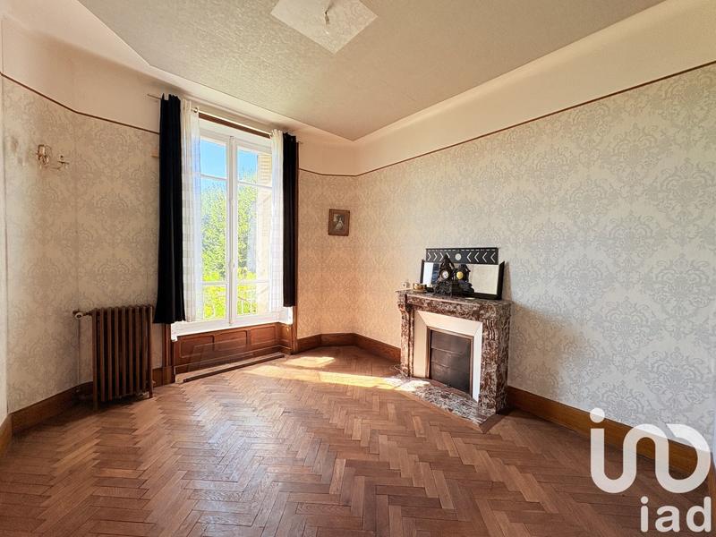 Maison - 271 m² - 9 pièces