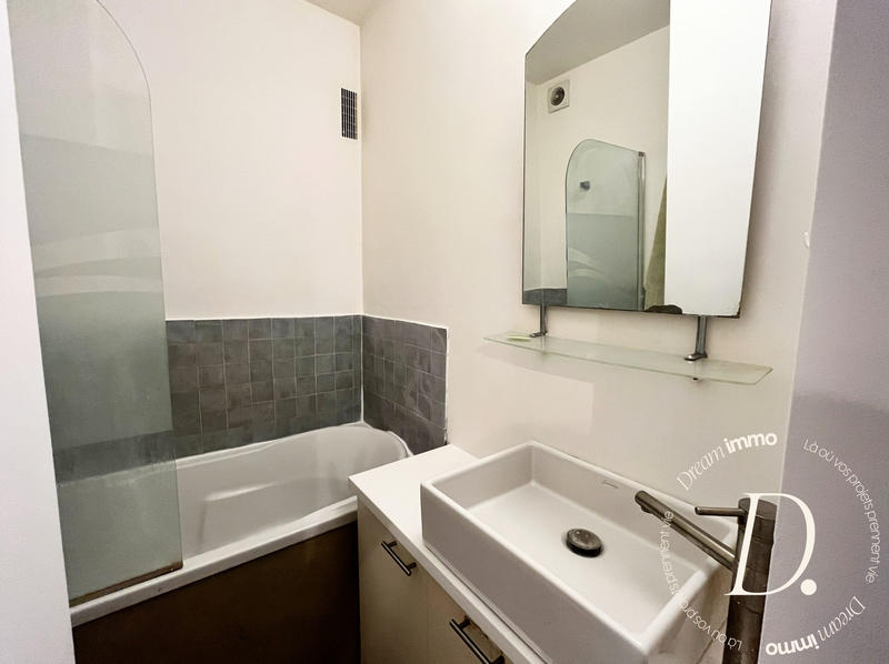 Appartement - 49 m² - 2 pièces