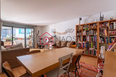 Appartement - 82 m² - 3 pièces