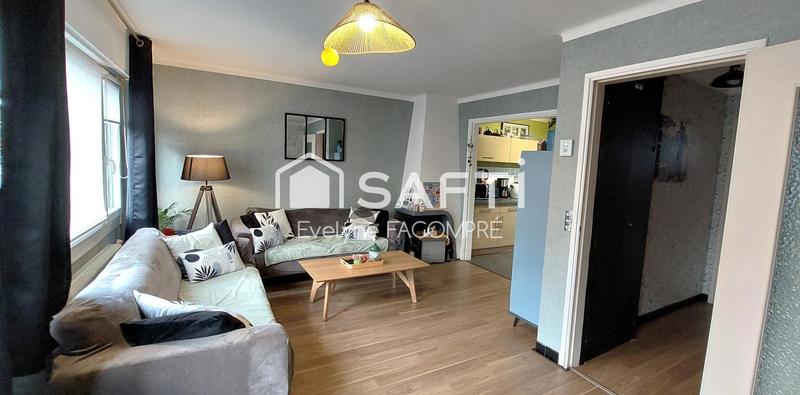 Maison - 89 m² - 5 pièces