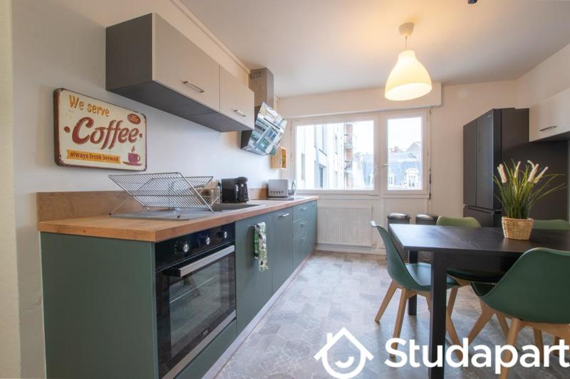 Chambre - 14 m² - 1 pièce