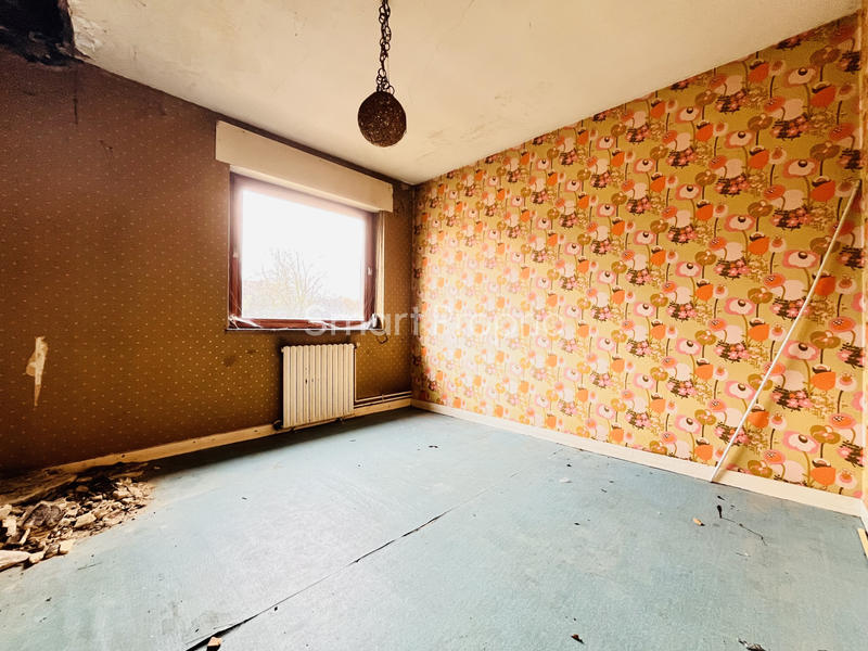 Maison - 210 m² - 7 pièces