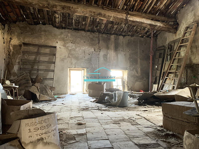 Maison - 300 m² - 4 pièces