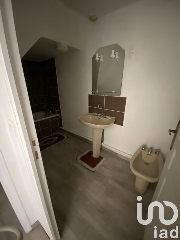 Maison - 230 m² - 10 pièces