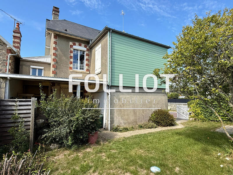 Maison - 158 m² - 9 pièces