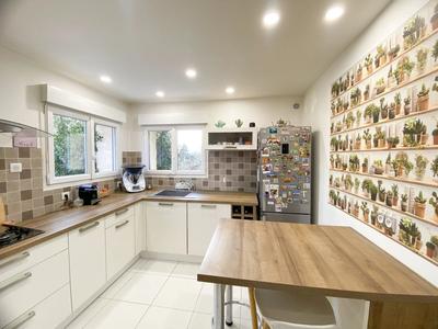 Maison - 113 m² - 6 pièces