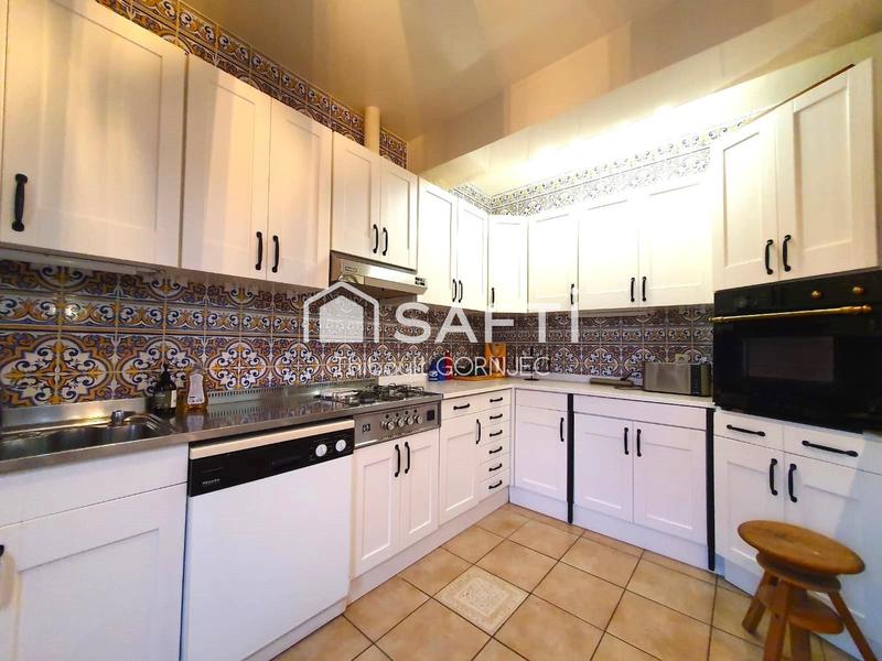 Maison - 170 m² - 7 pièces