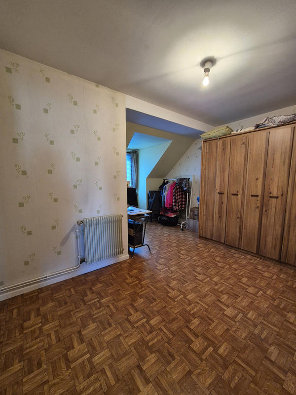 Maison - 85 m² - 5 pièces