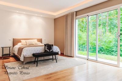 Maison - 286 m² - 7 pièces