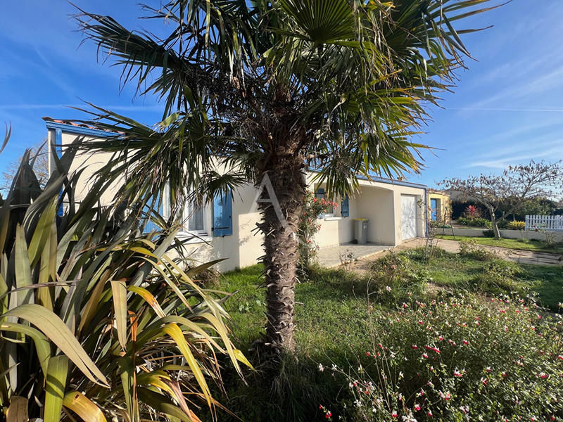 Maison - 93 m² - 4 pièces