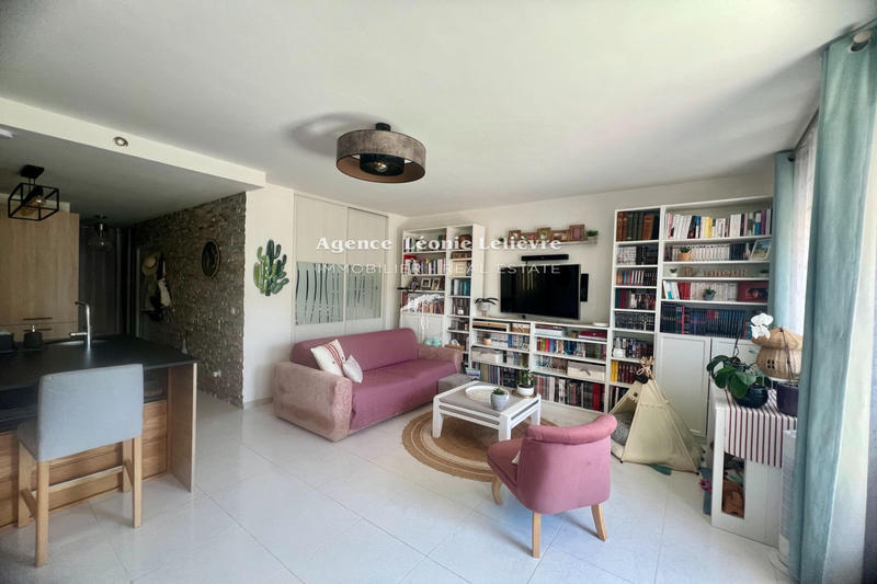 Maison - 90 m² - 3 pièces