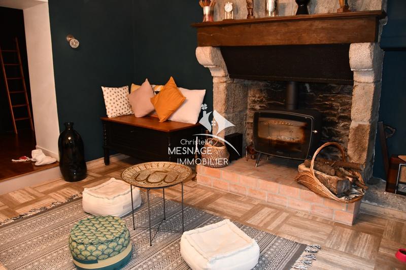 Demeure - 270 m² - 10 pièces