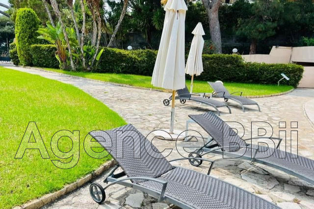 Appartement - 89 m² - 4 pièces