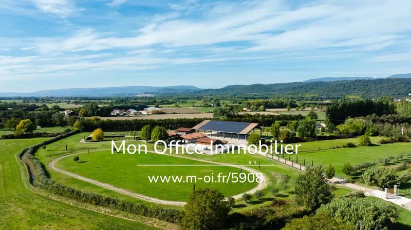 Maison - 340 m² - 7 pièces