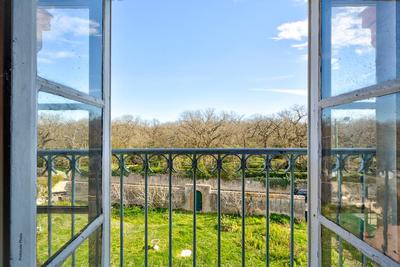 Maison de maîtres - 460 m² - 13 pièces