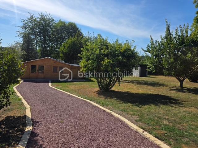 Maison - 186 m² - 9 pièces