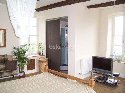 Maison - 177 m² - 9 pièces