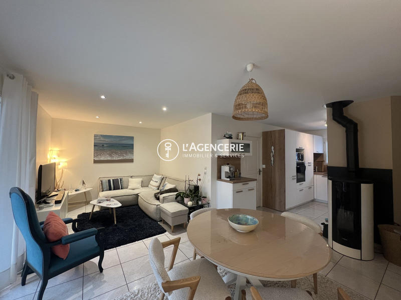 Maison - 98 m² - 4 pièces