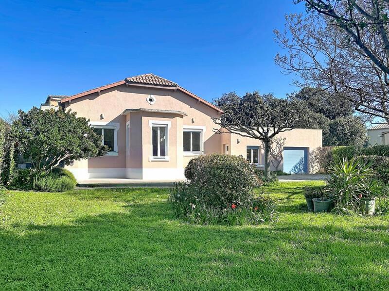 Maison - 110 m² - 4 pièces