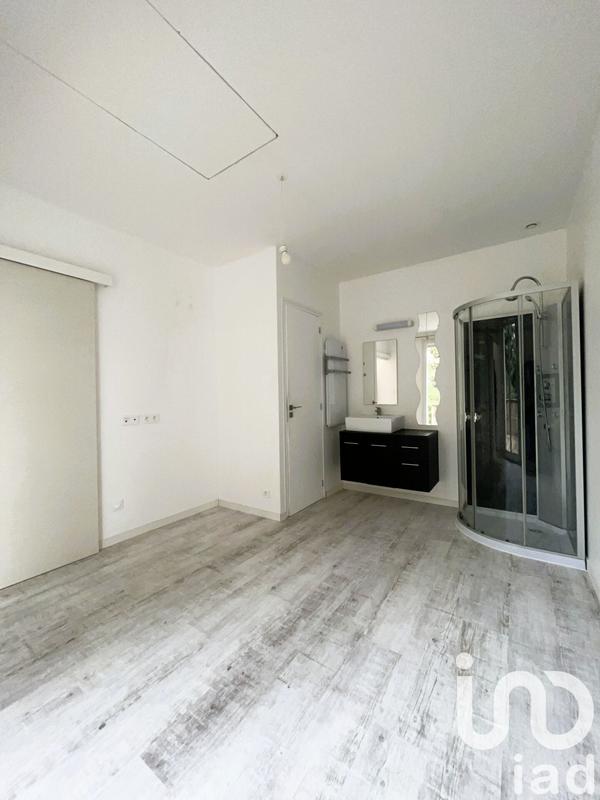 Maison - 186 m² - 5 pièces