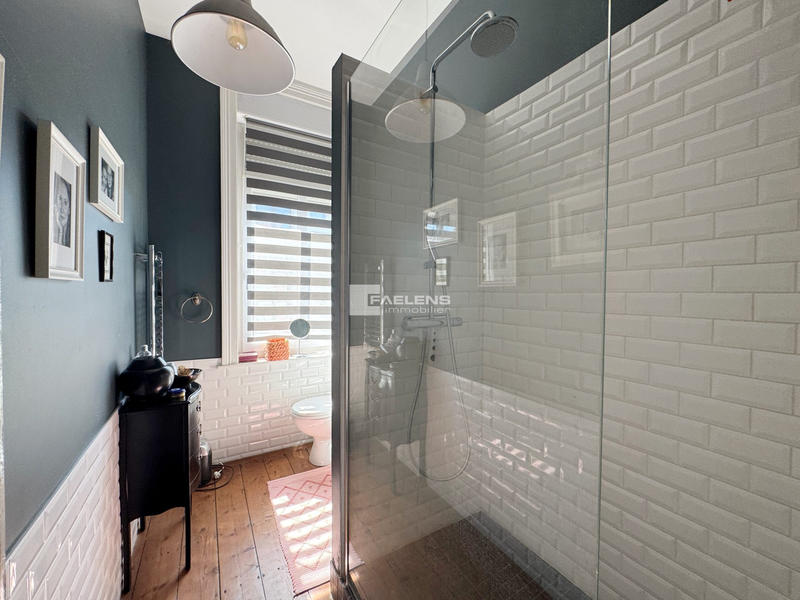 Maison - 190 m² - 6 pièces