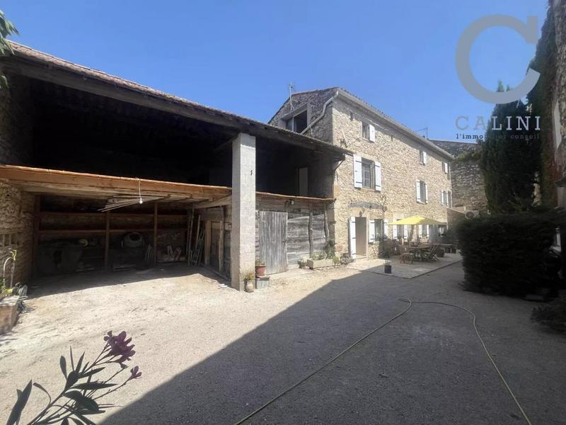 Maison de village - 195 m² - 7 pièces