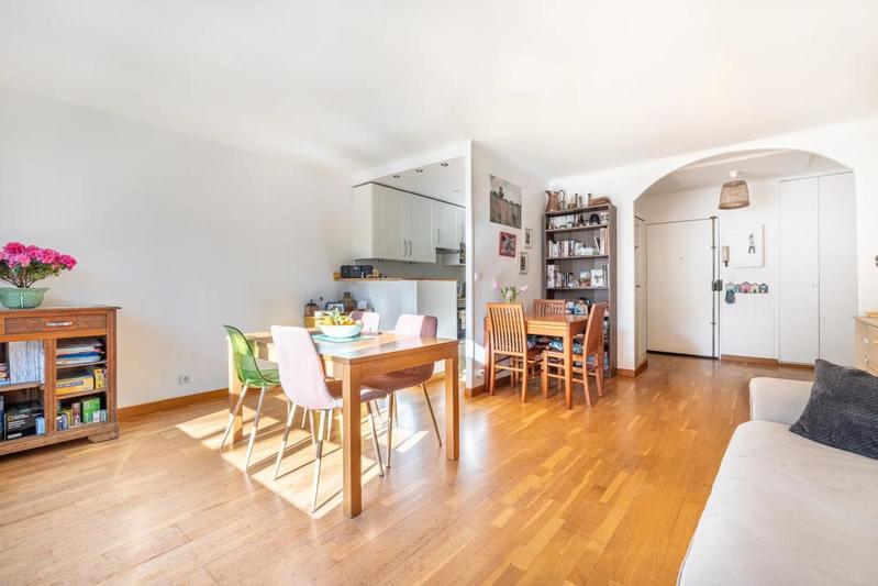 Appartement - 84 m² - 4 pièces