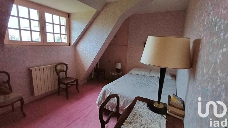 Maison - 209 m² - 11 pièces