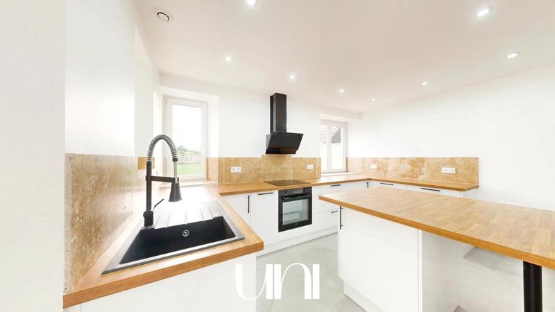 Maison - 122 m² - 5 pièces